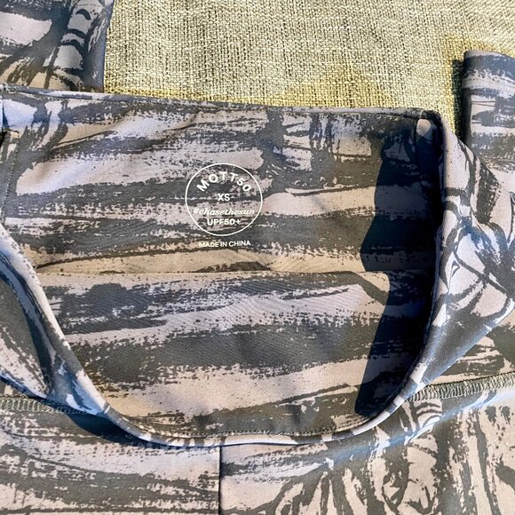 Mott50 UPF Elephant Tights Size XS - Picture 3 of 5